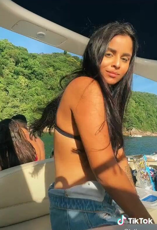 5. Beautiful Tati Nunes in Sexy Black Bikini Top on a Boat and Bouncing Tits