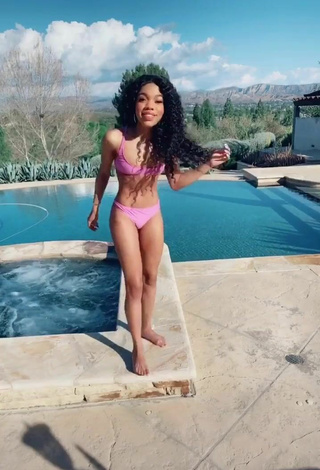 Hot Teala Dunn Shows Butt at the Swimming Pool