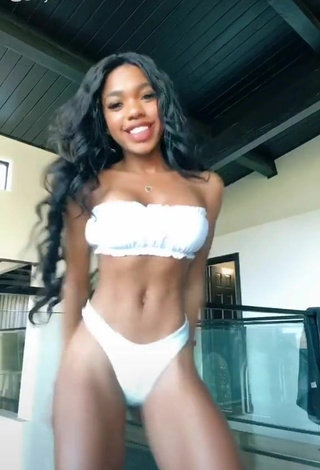 2. Hottest Teala Dunn Shows Butt