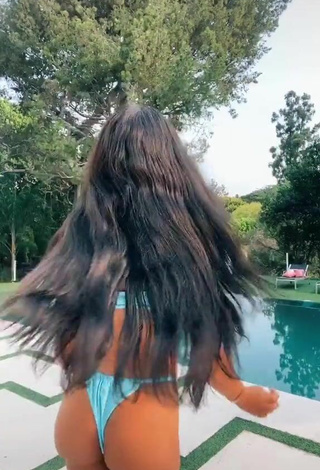 2. Elegant Teala Dunn Shows Butt at the Pool and Bouncing Boobs