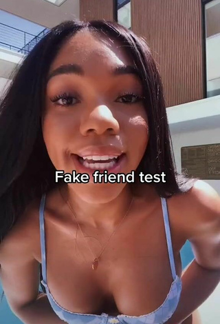 5. Luscious Teala Dunn Shows Cleavage in Floral Bikini at the Pool