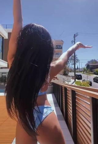 3. Sultry Teala Dunn Shows Butt