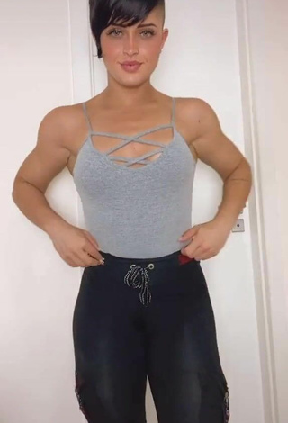 Luscious Yanne in Grey Top