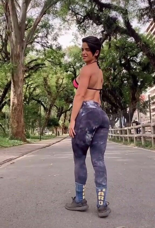 5. Beautiful Yanne Shows Butt and Bouncing Boobs