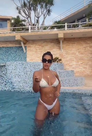 Sexy Yeimmy Shows Cleavage in White Bikini at the Pool