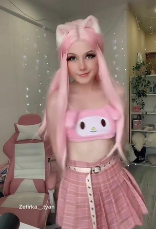 2. Luscious Marshmallow_chan in Pink Crop Top