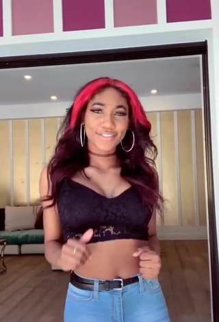 2. Beautiful Bria Alana Shows Cleavage in Sexy Black Crop Top and Bouncing Boobs