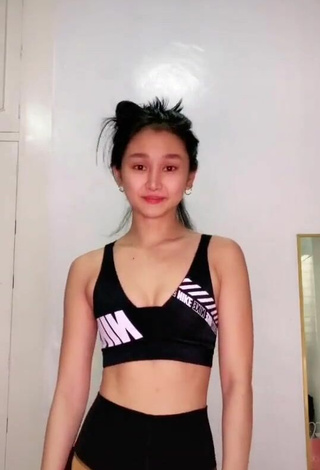 Sultry Chienna Filomeno Shows Cleavage in Sport Bra and Bouncing Boobs