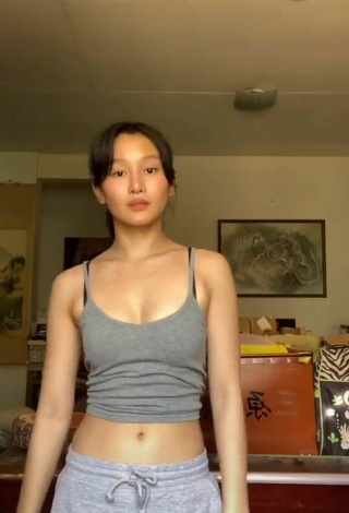 Luscious Chienna Filomeno in Grey Crop Top and Bouncing Tits