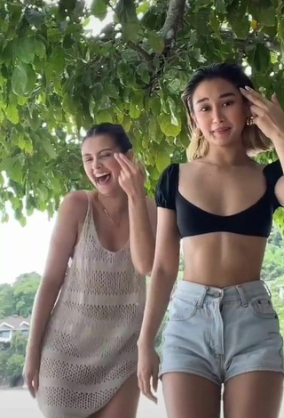 3. Sexy Chienna Filomeno Shows Cleavage