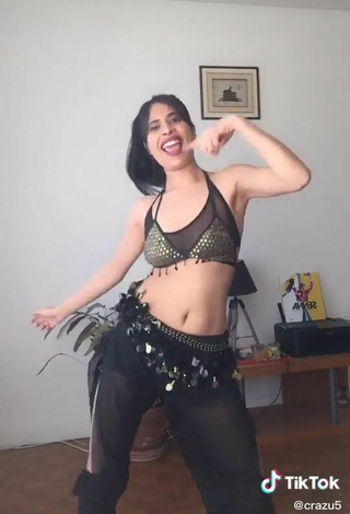 4. Sultry XENA in Crop Top and Bouncing Boobs