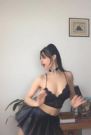 3. Hottie XENA Shows Cleavage in Black Crop Top and Bouncing Boobs