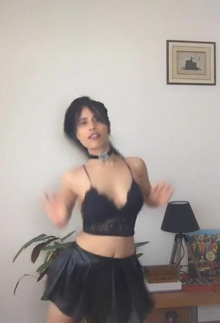 2. XENA in Hot Black Crop Top and Bouncing Breasts