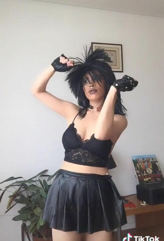 5. Adorable XENA Shows Cleavage in Seductive Black Crop Top and Bouncing Tits