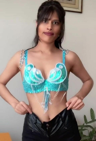 Sweet XENA in Cute Blue Crop Top and Bouncing Boobs