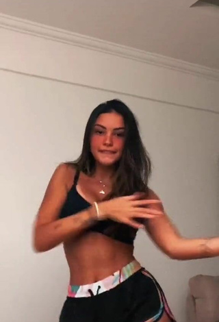 2. Titillating Gabriela Moura Shows Cleavage in Black Crop Top and Bouncing Boobs