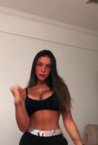 5. Titillating Gabriela Moura Shows Cleavage in Black Crop Top and Bouncing Boobs