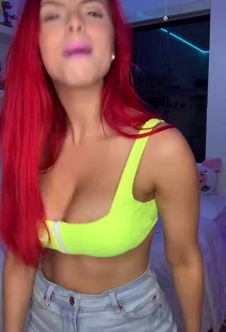 5. Titillating Jenny Devil Shows Cleavage in Lime Green Crop Top and Bouncing Tits