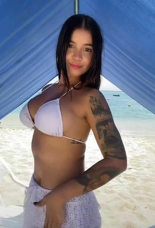 3. Sweetie Jenn Muriel Shows Cleavage in White Bikini Top at the Beach and Bouncing Boobs