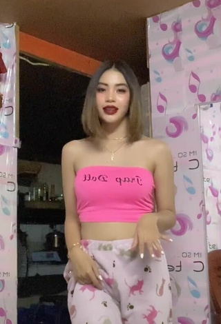 Sultry Khate Maekawa in Pink Tube Top