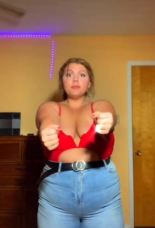 4. Sultry Lexie Lemon Shows Cleavage in Red Top and Bouncing Boobs