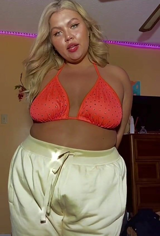 Pretty Lexie Lemon Shows Cleavage in Orange Bikini Top