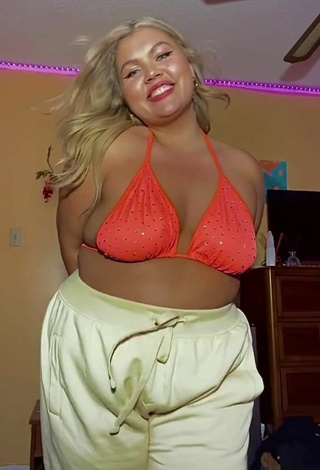 Fine Lexie Lemon in Sweet Orange Bikini Top and Bouncing Tits