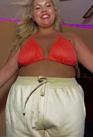 Wonderful Lexie Lemon in Orange Bikini Top and Bouncing Boobs