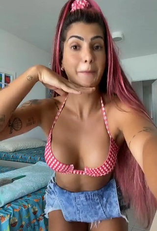 4. Beautiful Marina Ferrari Shows Cleavage in Sexy Checkered Bikini Top