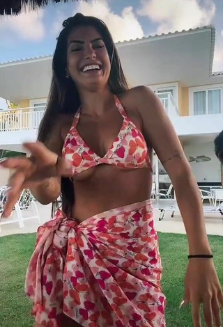 5. Cute Marina Ferrari Shows Cleavage in Bikini