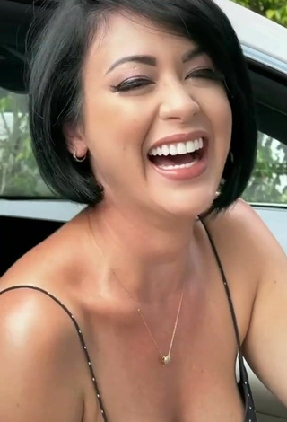 5. Sexy Imaray Ulloa Shows Cleavage in a Car