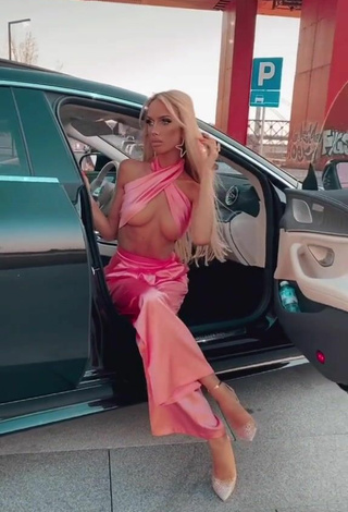 Luscious Sara Damnjanović in Pink Overall in a Street (Underboob)