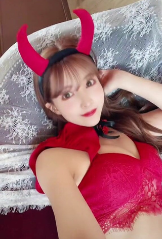 2. Sultry Yua Mikami Shows Cleavage in Red Bra