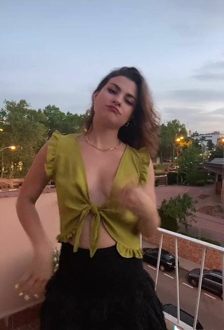 3. Titillating Agustina Palma in Green Crop Top on the Balcony