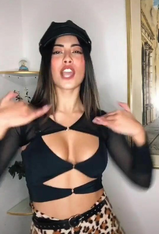 5. Sultry Aleja Villeta Shows Cleavage in Black Crop Top and Bouncing Boobs