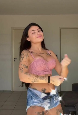 3. Really Cute Bárbara Shows Cleavage in Pink Crop Top and Bouncing Boobs