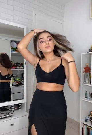 Luscious Bela Almada Shows Cleavage in Black Crop Top and Bouncing Boobs