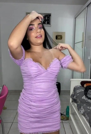 5. Really Cute Bela Almada Shows Cleavage and Bouncing Boobs