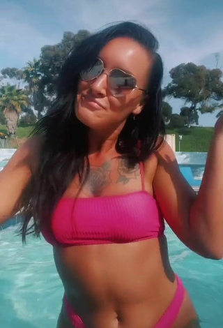 3. Sultry Brittany Jade Szabo in Pink Bikini at the Swimming Pool