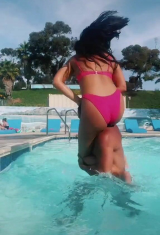 6. Sultry Brittany Jade Szabo in Pink Bikini at the Swimming Pool