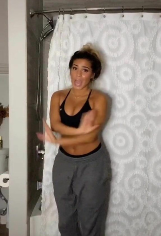 6. Sexy Camryn Cordova Shows Cleavage in Black Sport Bra and Bouncing Breasts