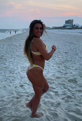 2. Luscious Camryn Cordova Shows Butt at the Beach