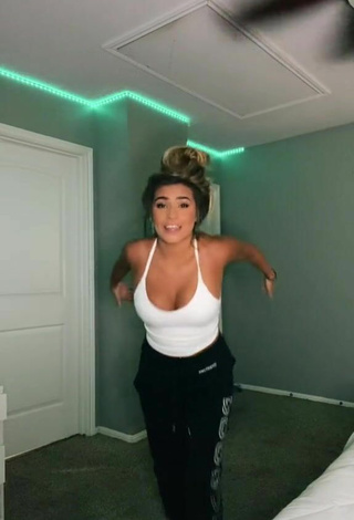 3. Sexy Camryn Cordova Shows Cleavage in White Crop Top and Bouncing Breasts