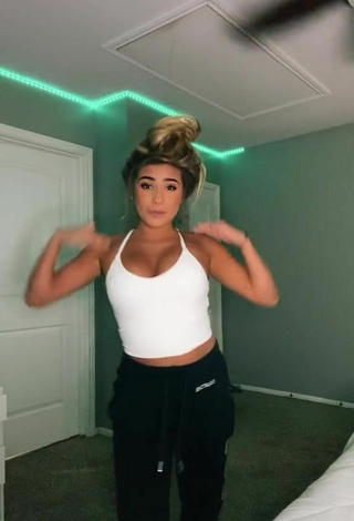 4. Sexy Camryn Cordova Shows Cleavage in White Crop Top and Bouncing Breasts