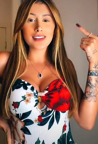 6. Luscious Ca Garcia Shows Cleavage in Floral Top