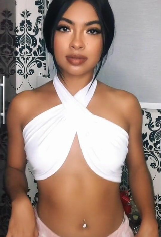 3. Sultry Dayana in White Crop Top