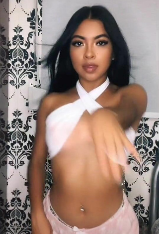 3. Luscious Dayana in White Crop Top (Underboob)