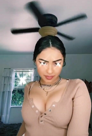 3. Really Cute Devenity Perkins Shows Cleavage in Beige Crop Top and Bouncing Tits