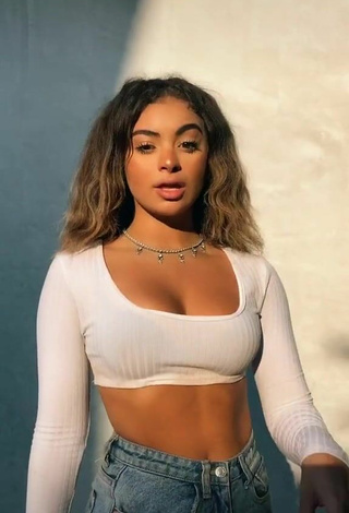 Erotic Devenity Perkins Shows Cleavage in White Crop Top and Bouncing Tits