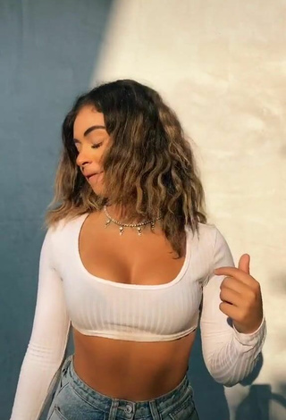 5. Erotic Devenity Perkins Shows Cleavage in White Crop Top and Bouncing Tits